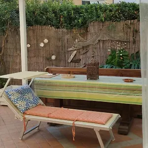 https://alfonsina.it-tuscanyhotel.com
